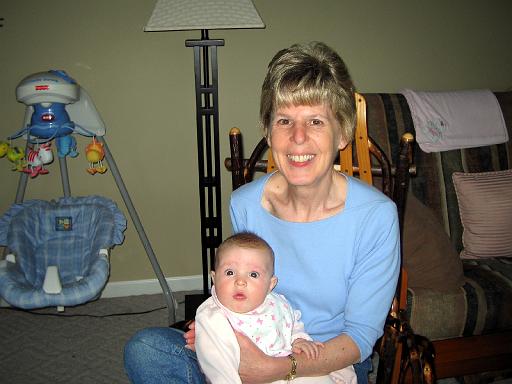 2006-04-10.portrait.baby_04_months.sandy-seren-snyder.10.livonia.mi.us 