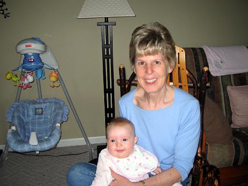 2006-04-10.portrait.baby_04_months.sandy-seren-snyder.11.livonia.mi.us 