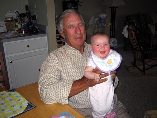 2006-04-12.portrait.baby_04_months.arthur-seren-snyder.2.livonia.mi.us 