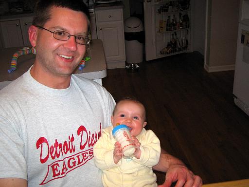 2006-04-30.portrait.baby_05_months.kevin-seren-snyder.4.livonia.mi.us 