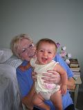 2006-08-24.portrait.baby_09_months.june-seren-snyder.4.livonia.mi.us.jpg