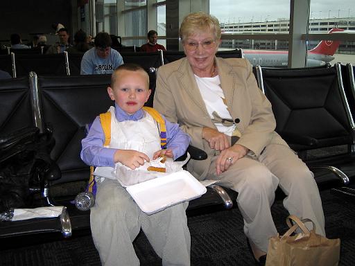 2006-04-25.airport.ethan-june.1.livonia.mi.us 