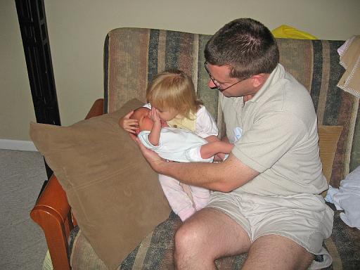 2007-07-27.portrait.baby_newborn.003.fav.kevin-seren-ronan-snyder.livonia.mi.us 
