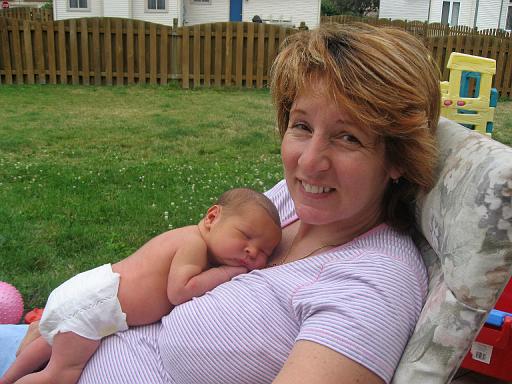 2007-07-28.portrait.baby_newborn.021.fav.jaundice.sunning.nessa-ronan-snyder.livonia.mi.us 