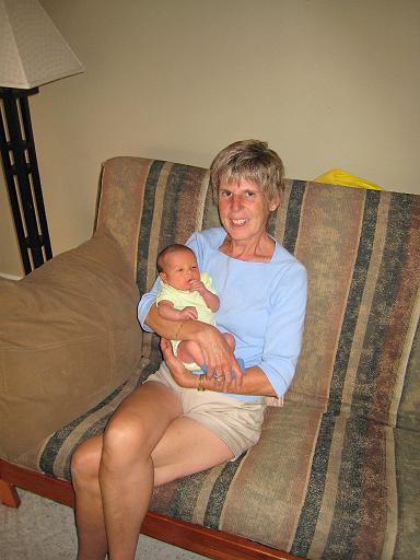 2007-08-01.portrait.baby_newborn.209a.fav.sandy-ronan-snyder.livonia.mi.us 
