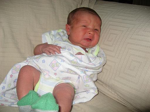 2007-08-03.portrait.baby_newborn.256.ronan-snyder.livonia.mi.us 
