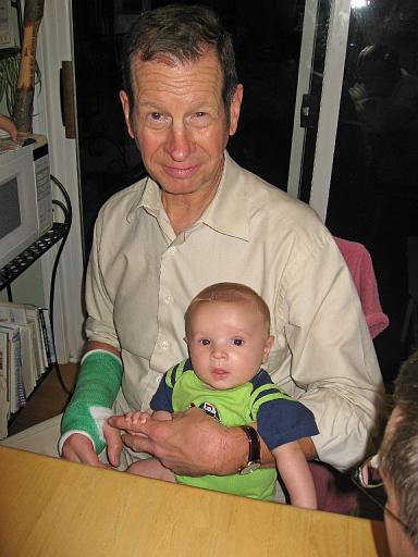 2007-10-07.portrait.baby_02_months.18.wendy-ronan-snyder.livonia.mi.us 