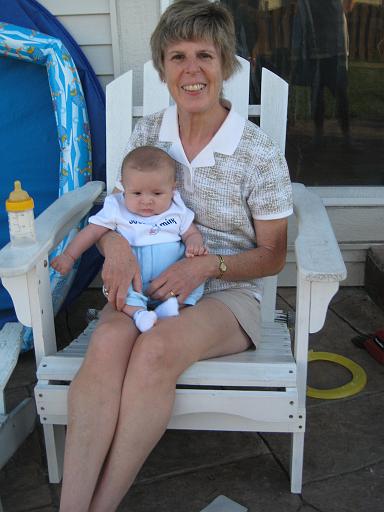 2007-10-09.portrait.baby_02_months.27.sandy-ronan-snyder.livonia.mi.us 