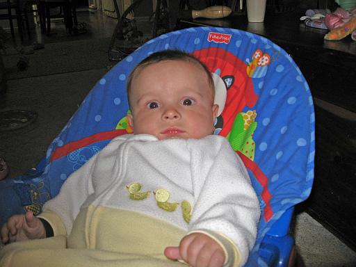 2007-11-30.portrait.baby_04_months.04.ronan-snyder.livonia.mi.us 