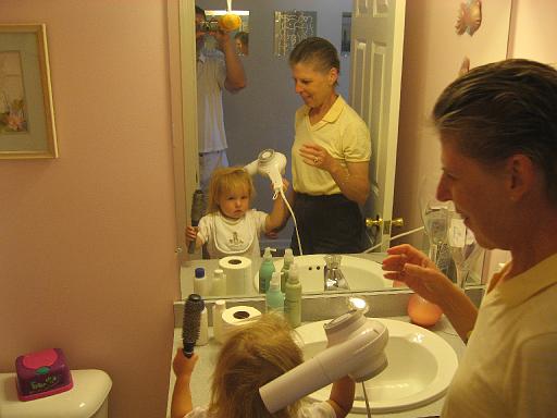 2007-07-06.portrait.baby_19_months.sandy-seren-snyder.4.fav.livonia.mi.us 