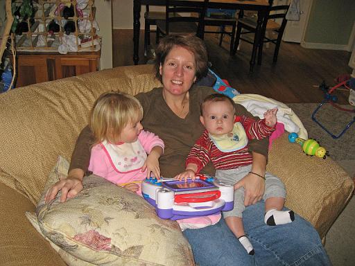 2007-12-29.portrait.nessa-ronan-seren-snyder.02.livonia.mi.us 