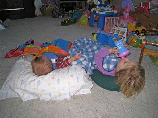 2008-02-27.portrait.baby_07_months.10.seren-ronan-snyder.livonia.mi.us 