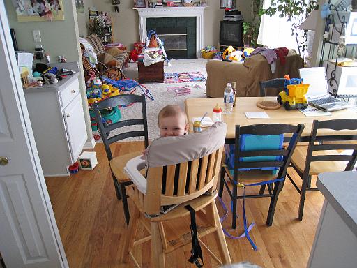 2008-03-08.portrait.baby_07_months.32.ronan-snyder.fav.livonia.mi.us 