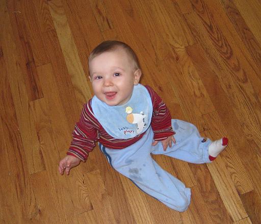 2008-03-15.portrait.baby_07_months.47.ronan-snyder.livonia.mi.us 