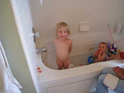 2008-05-18.bath.seren-ronan-snyder.02.livonia.mi.us 