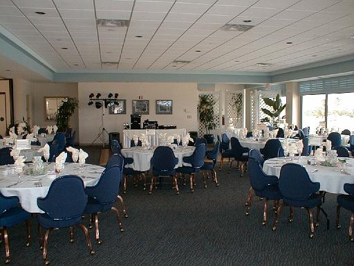 2002-05-11.wedding.kevin-nessa.before.reception.prep.2.venice.fl.us 