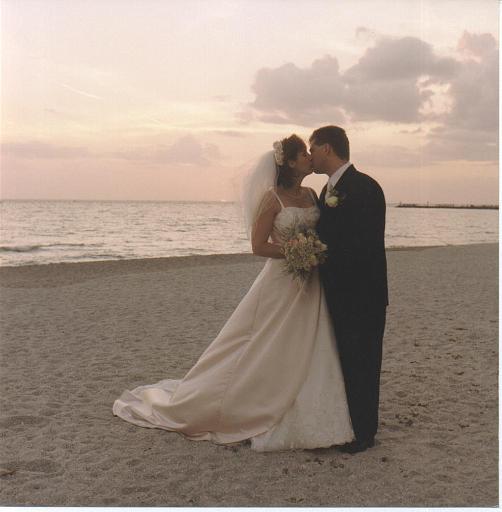 2002-05-11.wedding.kevin-nessa.beach.sunset.kevin-nessa-snyder.1.fav.venice.fl.us 