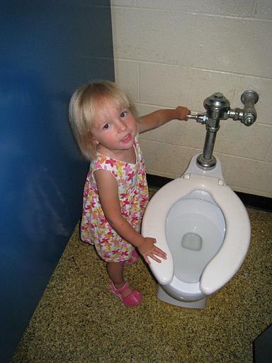 2008-08-28.preschool.building_blocks.04.first_day_at_school.seren-snyder.fav.livonia.mi.us 