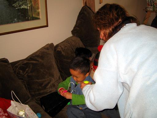 2006-04-16.easter_gift_trading.5.livonia.mi.us 