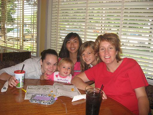 2007-06-29.elizabeth-abbey.11.lisa-nessa-seren-snyder.livonia.mi.us 