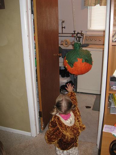 2007-10-26.halloween_party.jessica.02.livonia.mi.us 