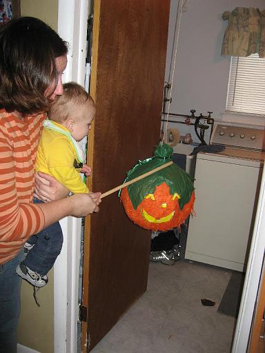 2007-10-26.halloween_party.jessica.04.livonia.mi.us 