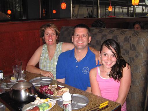 2005-07-28.portrait.melting_pot.nessa-kevin-snyder-elizabeth.2.troy.mi.us 