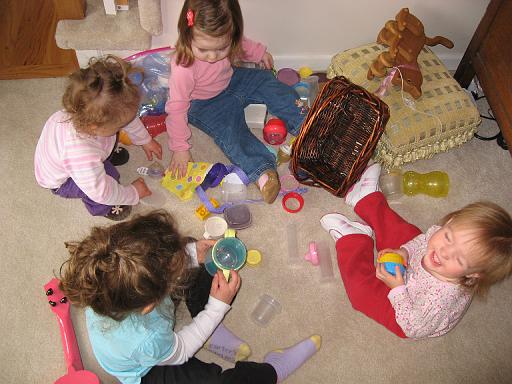 2007-03-28.portrait.baby_16_months.playgroup-seren-snyder.2.livonia.mi.us 
