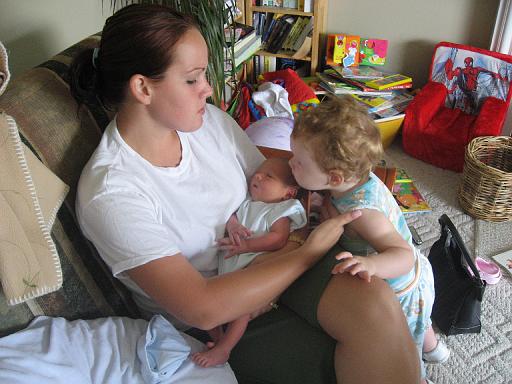2007-07-28.portrait.baby_newborn.009.tawny-ronan-snyder.livonia.mi.us 