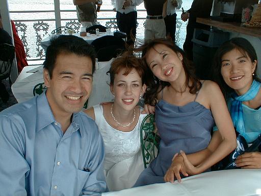 2001-06-00.wedding.carrie-bill.3.suzanne.minneapolis.mn.us 