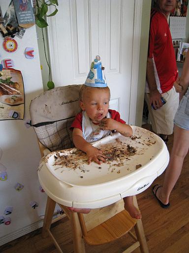 2008-07-26.ronan.1yr_birthday.19.ronan-snyder.livonia.mi.us 