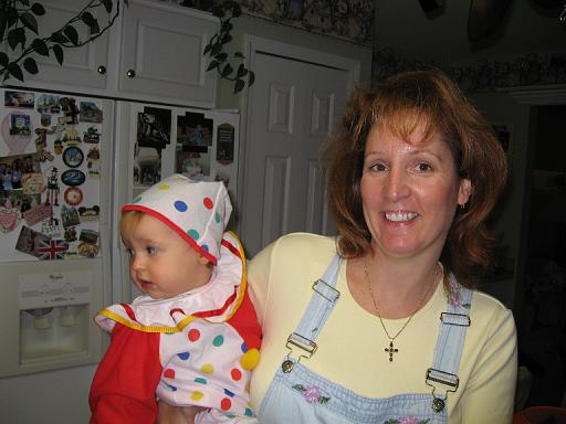 2006-10-31.halloween.baby_11_months.nessa-seren-snyder.2.livonia.mi.us 