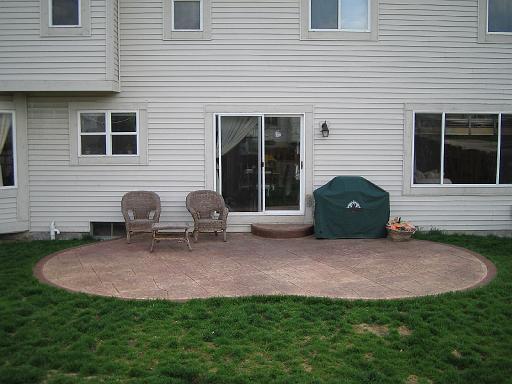 2004-05-26.patio.7.livonia.mi.us 