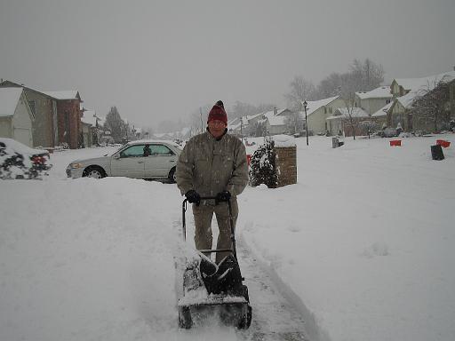 2005-12-15.snow_thrower.arthur.1.livonia.mi.us 