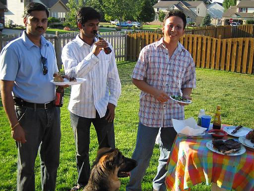 2005-09-10.snyder-picnic.surya-sudheer-dan-reisa.livonia.mi.us 