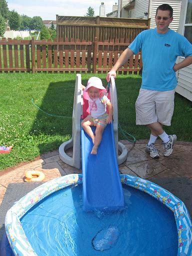 2007-08-11.water_play.pool.06.seren-kevin-snyder.livonia.mi.us 