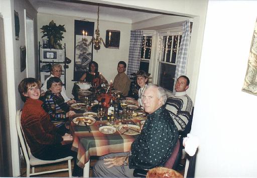 2002-11-00.thanksgiving.nancy-oma-june-nessa-kevin-snyder-sandy-dom-arthur.2.redford.mi.us 
