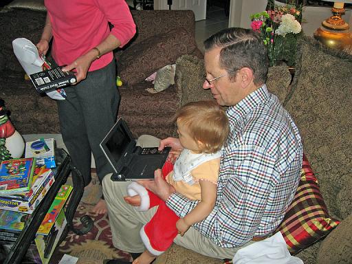2006-12-25.opening_presents.wendy-seren-snyder.1.christmas.venice.fl.us 
