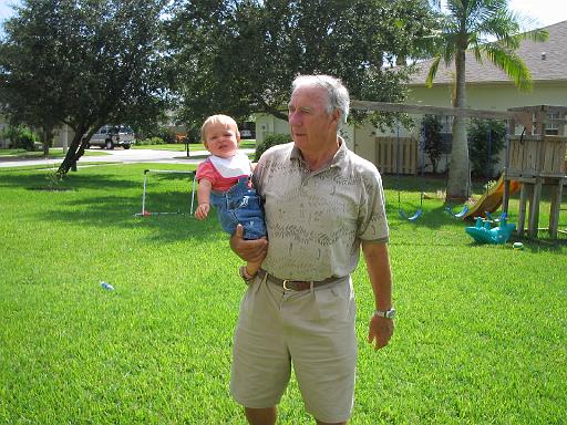 2006-10-22.arthur-seren-snyder.baby_11_months.4.merritt_island.fl.us 