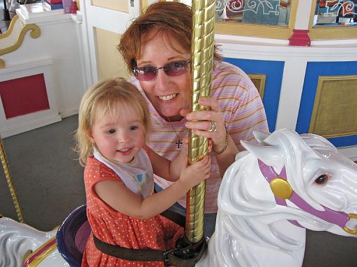 2007-12-23.carousel.01.seren-nessa-snyder.magic_kingdom.disney.orlando.fl.us 