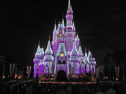 2007-12-23.castle.snow_white.05.magic_kingdom.disney.orlando.fl.us 
