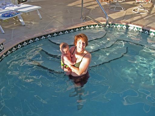 2007-12-21.pool.ronan-nessa-snyder.05.venice.fl.us 