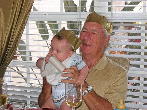 2007-12-25.christmas.dinner.02.arthur-ronan-snyder.venice.fl.us 