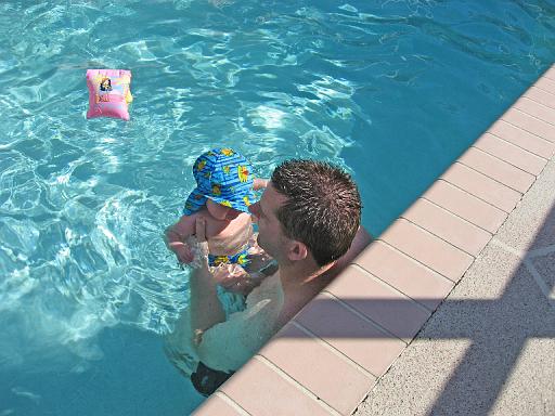 2007-12-25.christmas.swimming_pool.10.venice.fl.us 
