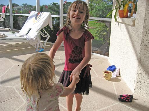 2007-12-25.christmas.swimming_pool.11.venice.fl.us 