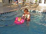 2007-12-21.pool.ronan-seren-nessa-snyder.17.venice.fl.us.jpg