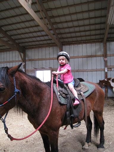 2008-04-22.horseback_riding.06.seren-snyder.richmond.ky.us 