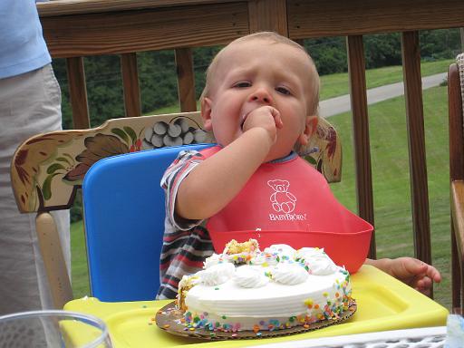 2008-07-03.ronan.1yr_birthday.10.kevin-ronan-snyder.richmond.ky.us 