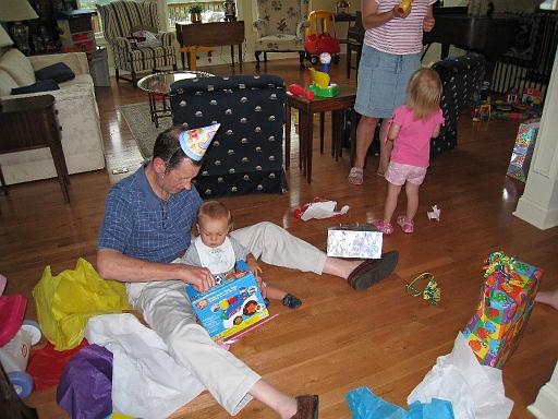 2008-07-03.ronan.1yr_birthday.40.wendy-seren-ronan-snyder.richmond.ky.us 