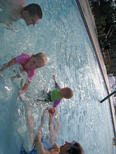 2008-08-29.waterpark.turtle_cove.15.wendy-ronan-kevin-seren-snyder.metropark.lower_huron.belleville.mi.us 